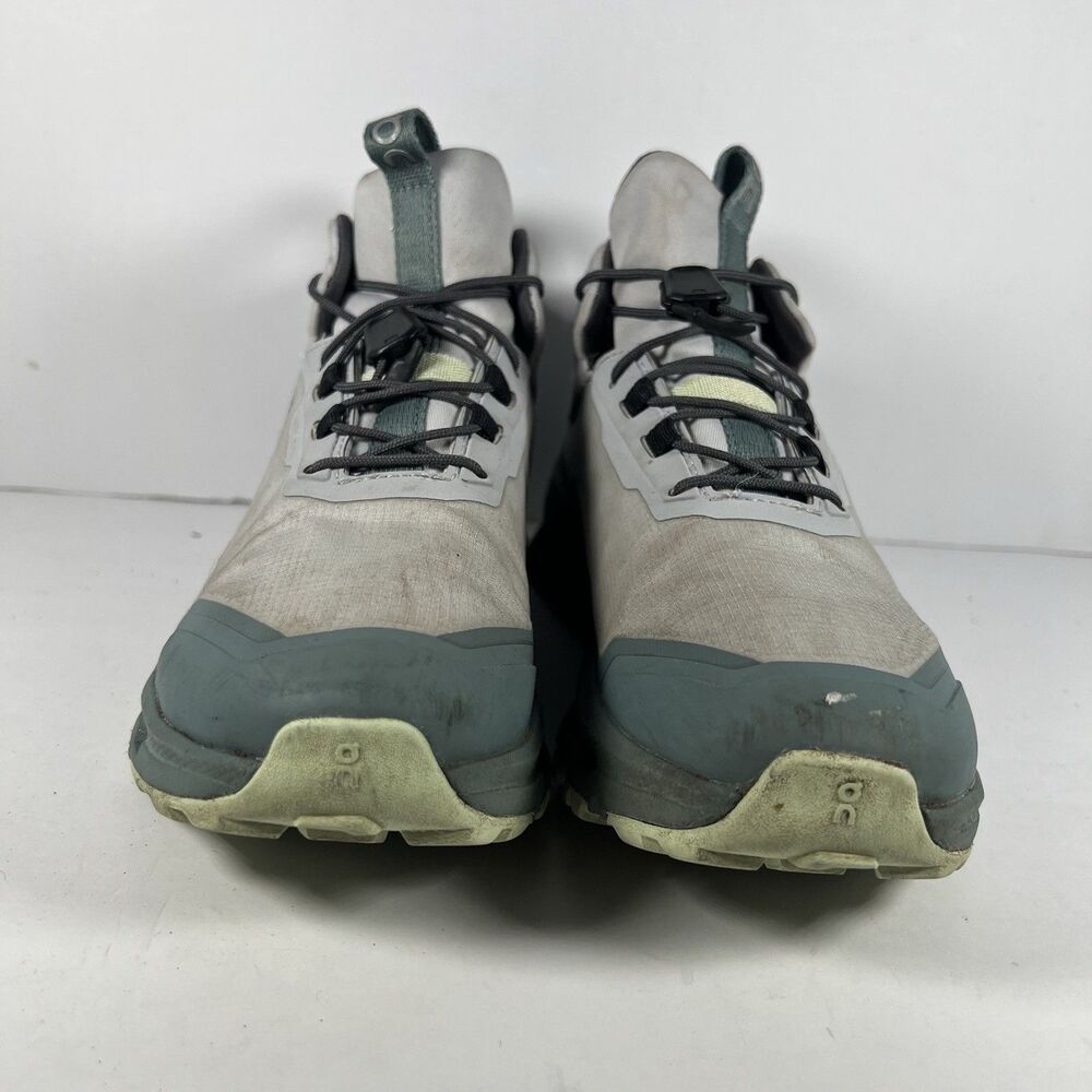 On CloudHero Mid Waterproof Hiking Shoes Sneakers Outdoors Youth Size 4 - Picture 2 of 8